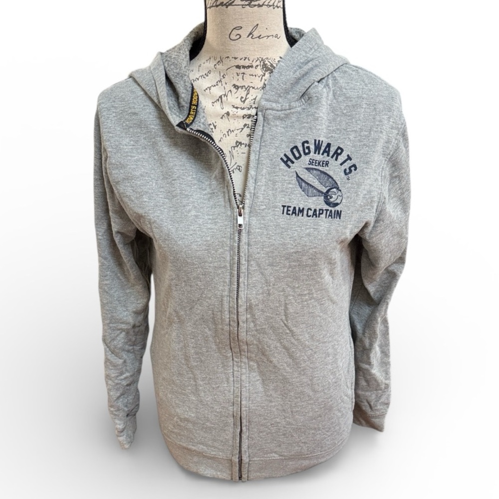 🧹⚡️Quidditch Team Captain Gray Zip Hoodie